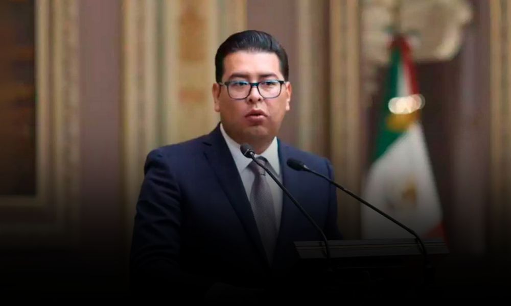 Néstor Camarillo Renuncia al PRI; Partido Pierde Vicepresidencia en el Senado
