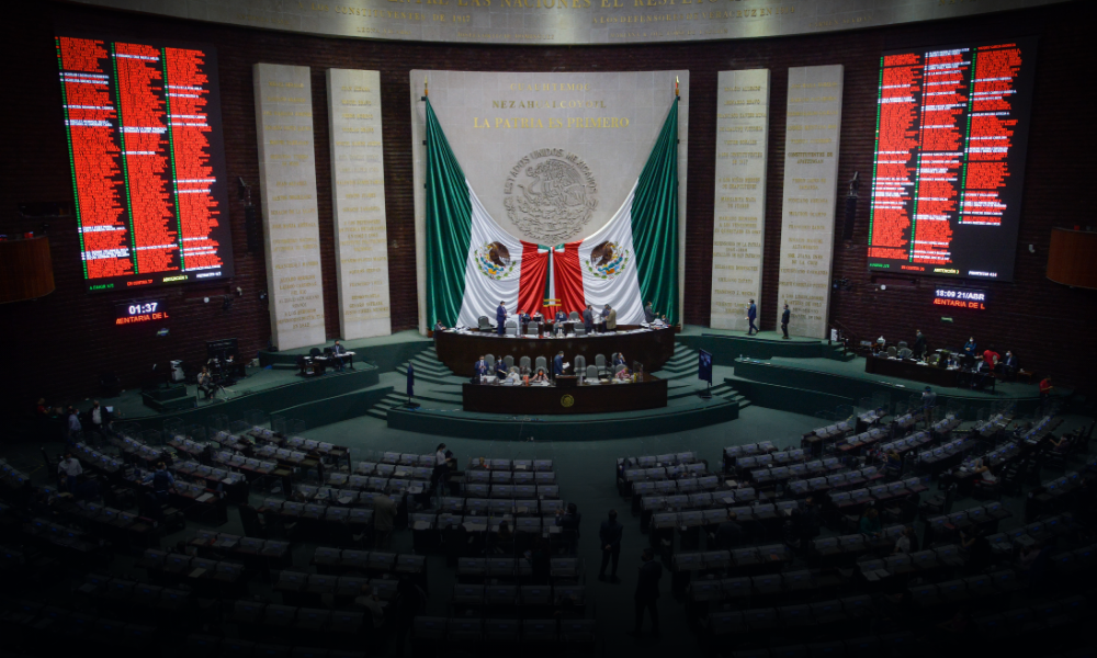 Diputados aprueban ley del IEPS: Suben impuestos a refrescos, tabaco y videojuegos