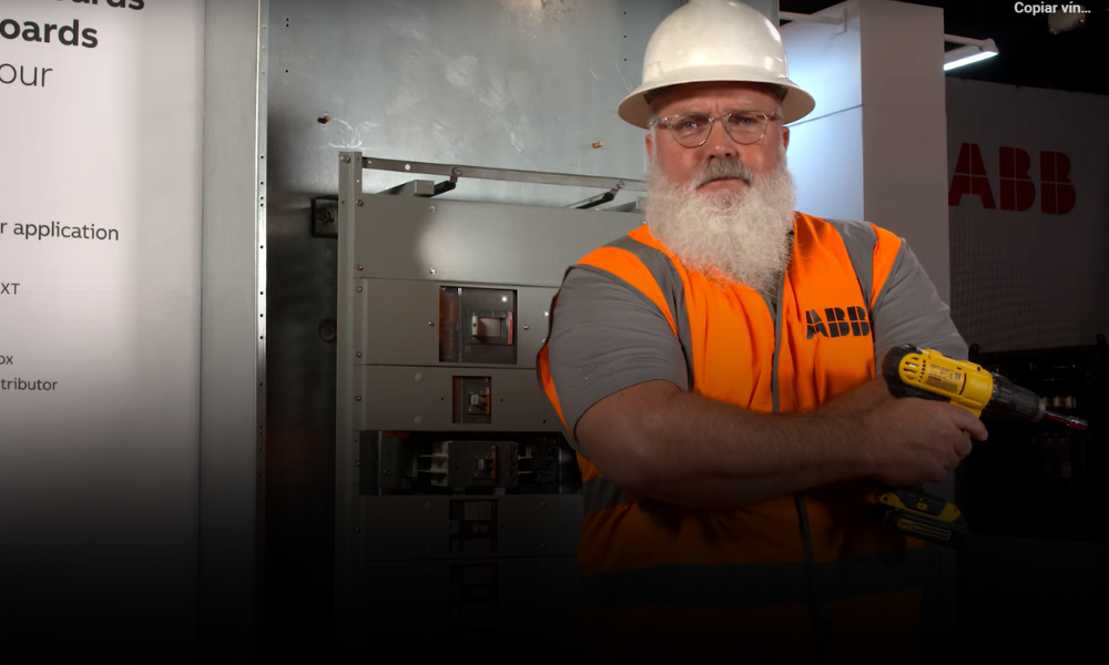 ABB: Modernización industrial con retrofit de distribución eléctrica producido en México