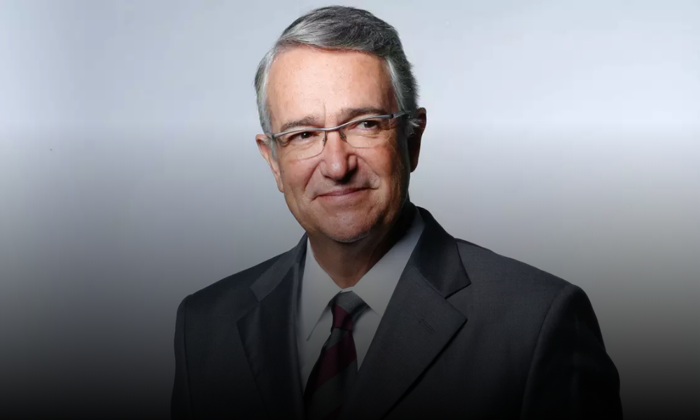 Ricardo Salinas Pliego analiza competir por la Presidencia en 2030 con un movimiento anticrimen y anticorrupción