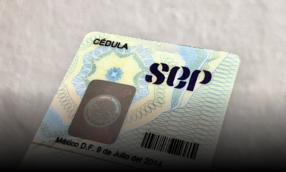 La cédula profesional deja de ser identificación oficial en México