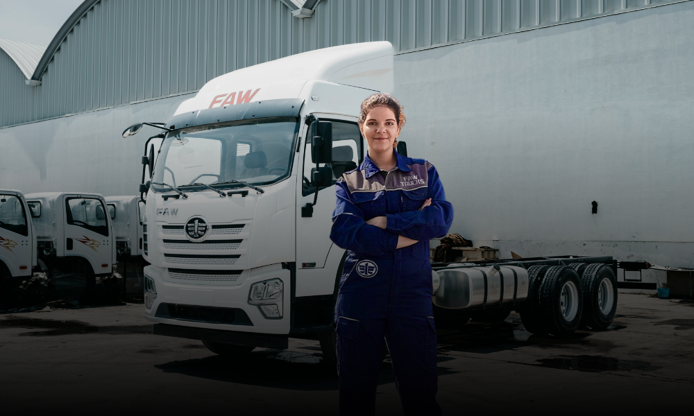 Mujeres al volante: tecnología y seguridad, las llaves del nuevo motor económico en el transporte de carga