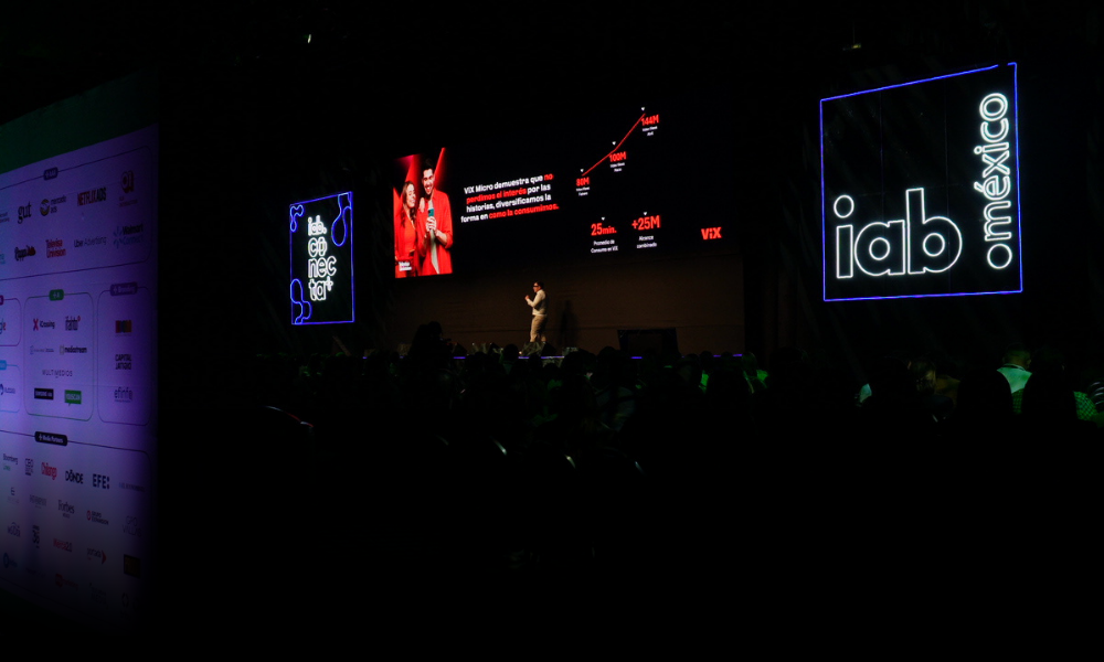 ¿Cómo el talento humano debe guiar a la IA? IAB Conecta 2026 abrió el debate